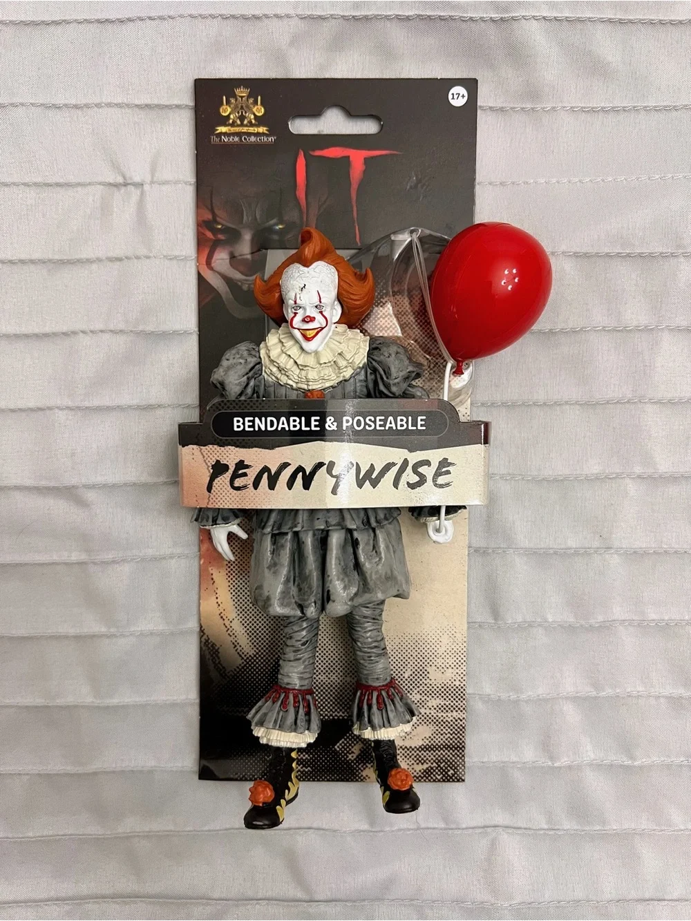 Pennywise- It Movie- Bendable & Poseable Action Figure- The Noble Collection
